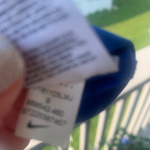 Nike bundle size small - Picture 2 of 2